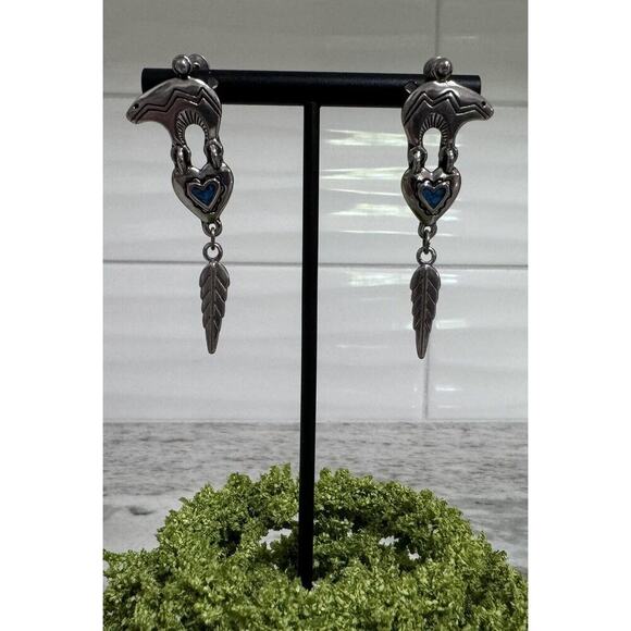 Unbranded Jewelry - Vintage Native American Sterling Silver Bear Turquoise Heart Dangle Earrings